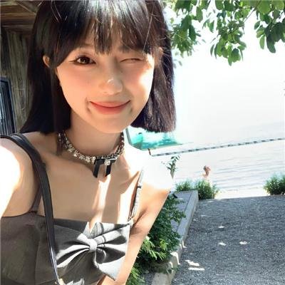 小胸维妮的幸福旅程